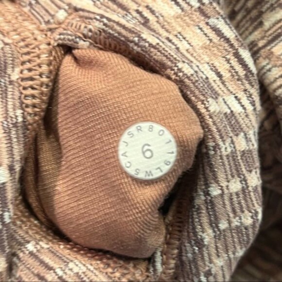 Lululemon Wunder Under High-Rise 7/8 Tight *Full-On Luon 25" Size 6 - Picture 7 of 7